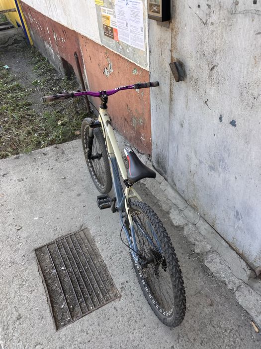 Велосипед в хорошем сосоянии