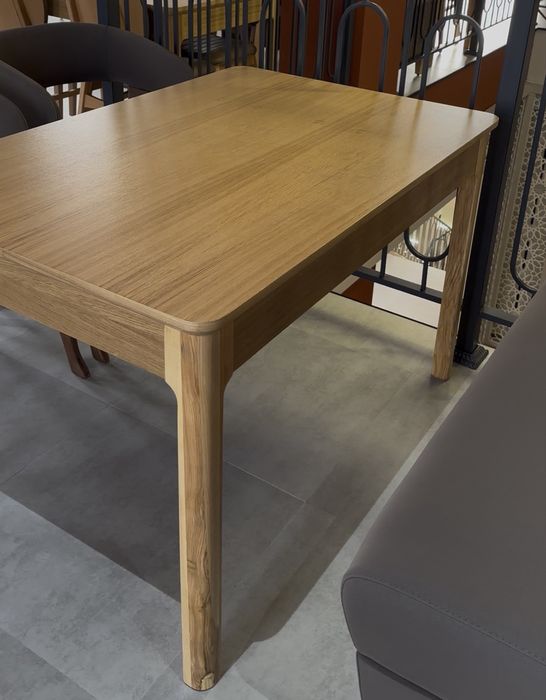 Столдар МДФ-пен жасалған шпондалған