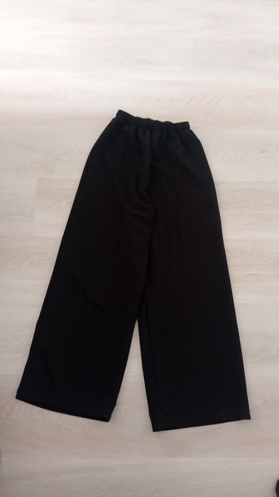 Продам женские одежды