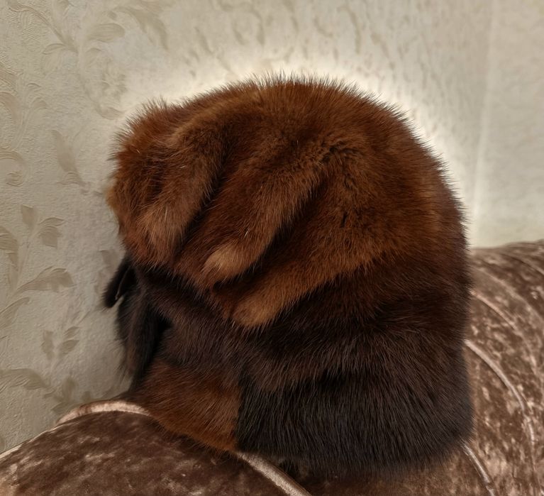 Продется Норковая шапка