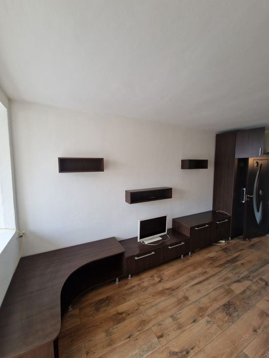 Chirie garsoniera, str.Aluminei, etj.1