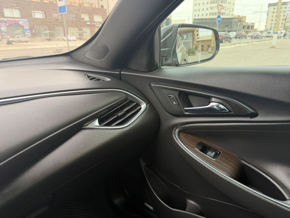 Chevrolet Malibu Premier