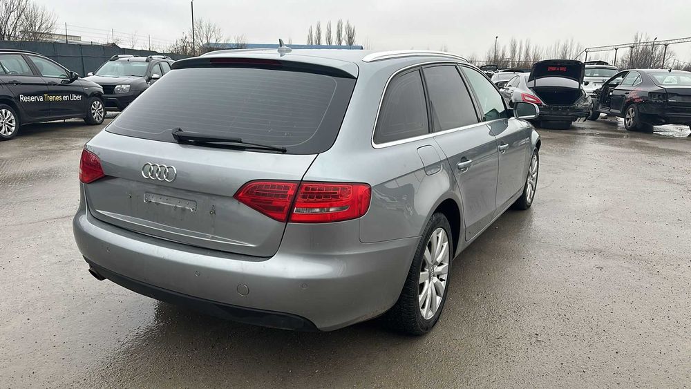 Dezmembram AUDI A4 B8 AN 2011 , 2.0 TDI Cod Motor: CAGA, AUTOMAT