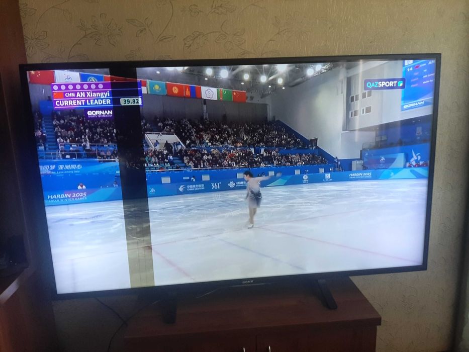 Телевизор Sony 60 дюймов с дефектом