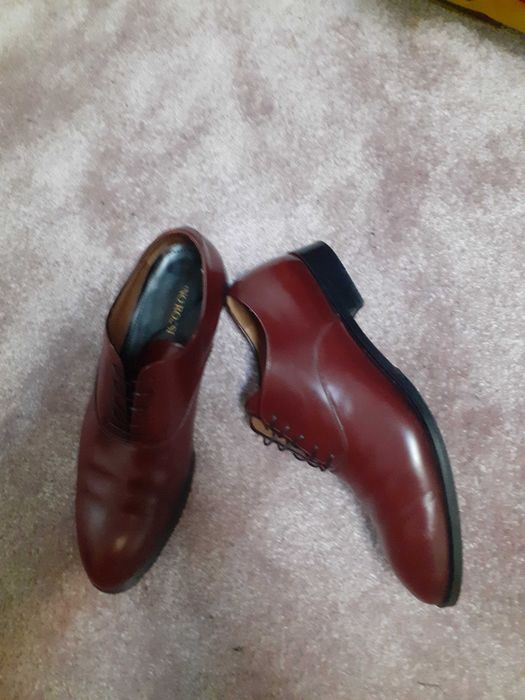 Costum 3 piese +pantofi +cravată+curea