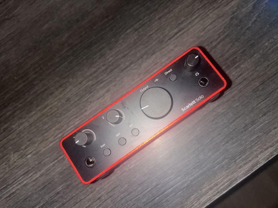 Vand placa de sunet Focusrite Scarlett Solo gen 4th