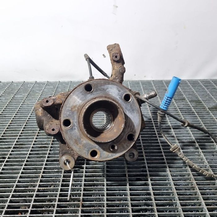 Fuzeta dreapta fata BMW X3 E83 2.0 Diesel 2003 - 2006 Manuala 6 Trepte M47 D20 Euro4 ...