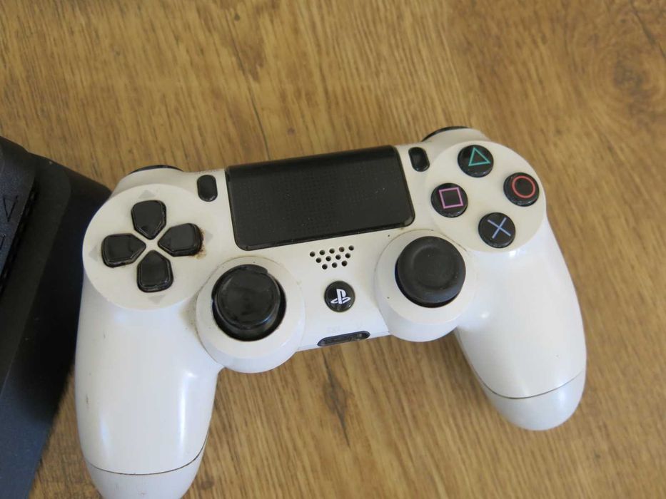 Sony PlayStation 4 Slim PS4 500GB CUH-2016A