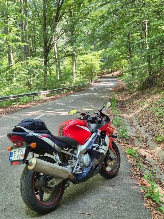 Vand Honda CBR F4I, Injectie