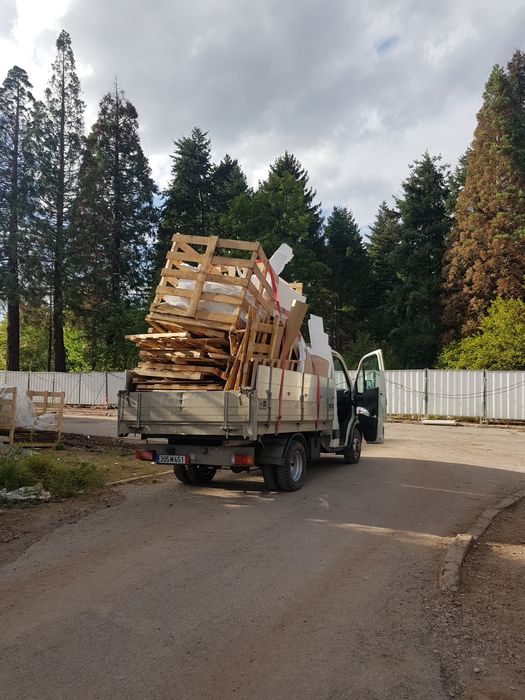 Извозване строителни отпадъци.Най -добри цени! 160лв на камион