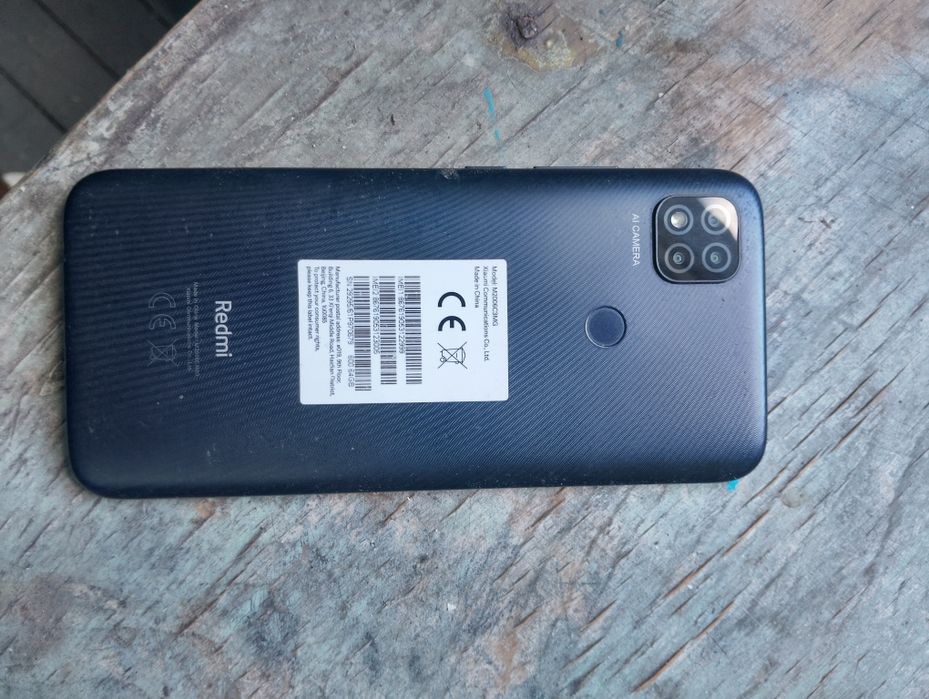 Продам Редми 9С срочн