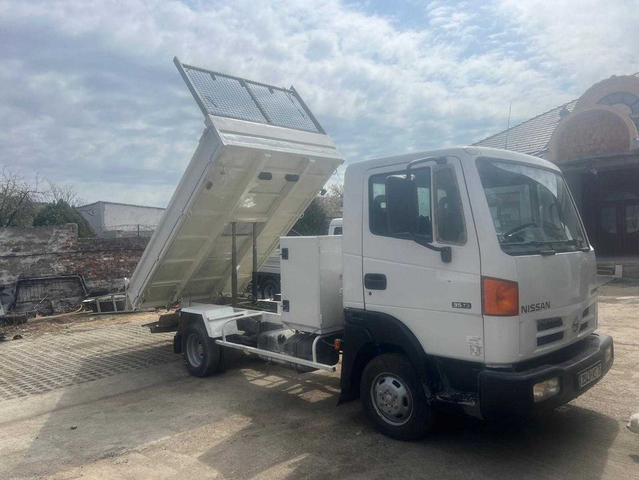 Nissan Atleon 35-15 basculabil