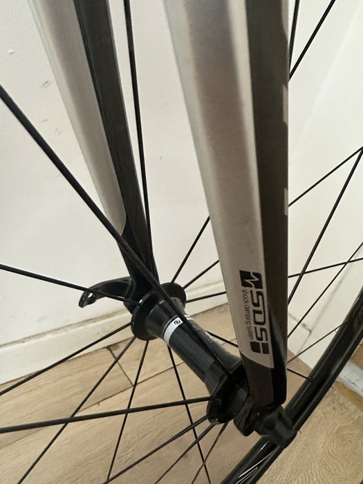 Cursiera SCOTT carbon fiber