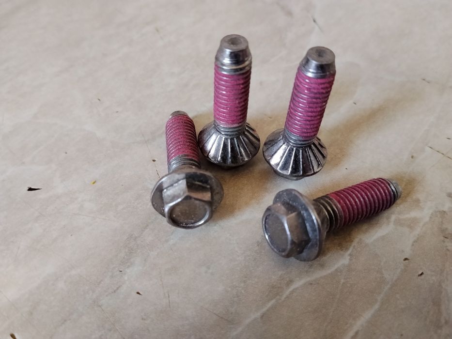 запчасти для стиральной машины. замок убл сальник резина уплотнитель