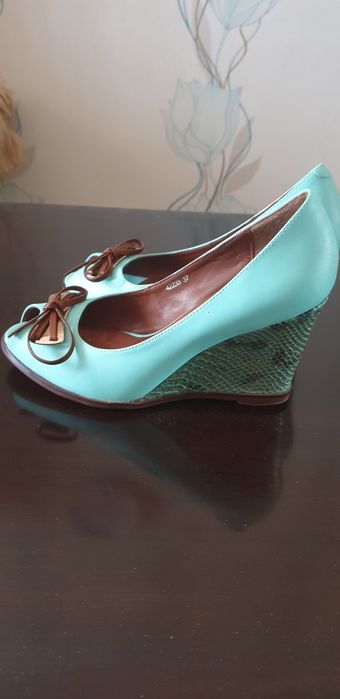 Обувь туфли с открытым носом