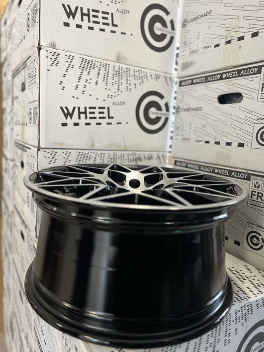 Jante noi R18 pt Bmw seria 2 3 4 5 6 7 5x120 stil M4 f10 f30 f32 f33