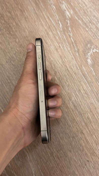 Продам iPhone 15 pro 128gb