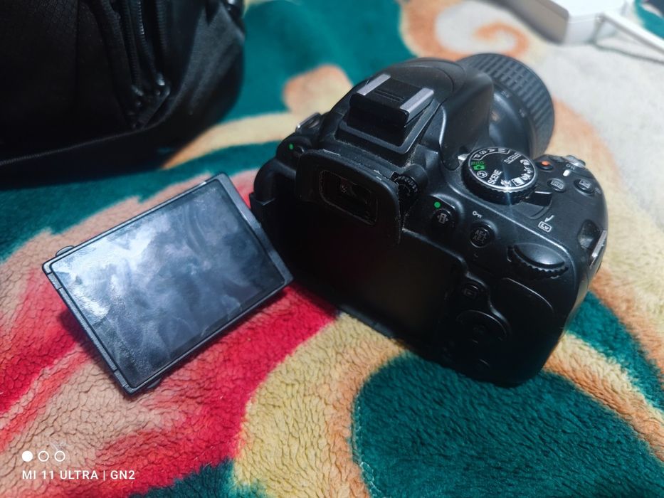 Nikon D5100 с китовым объективом