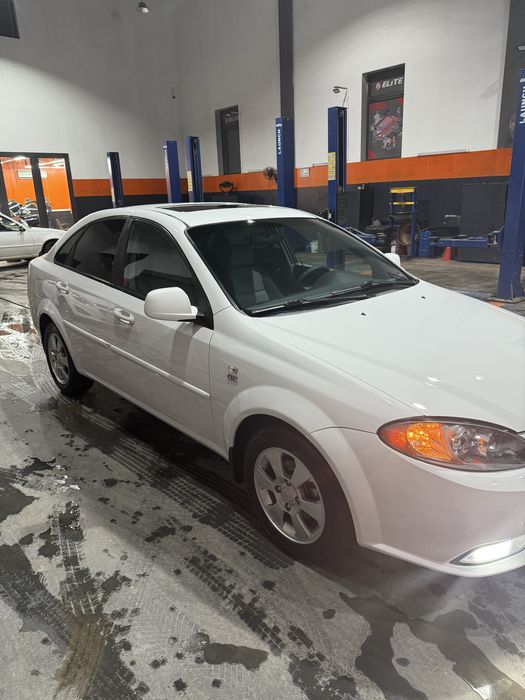 Lacetti Gentra 2022 A/T  Oq beliy