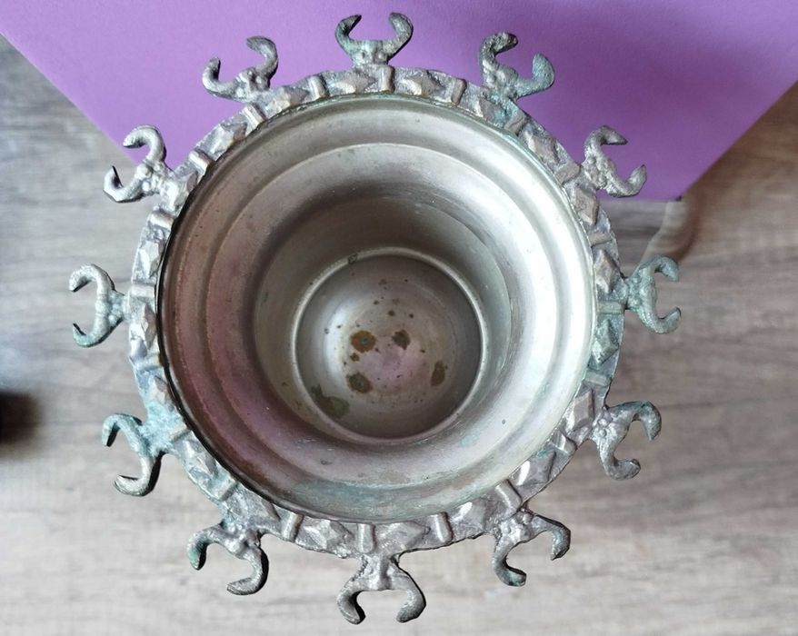 стар месингов съд