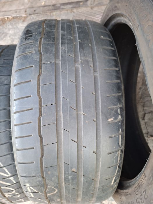 Продам шины. 235/40/19 ханкук.