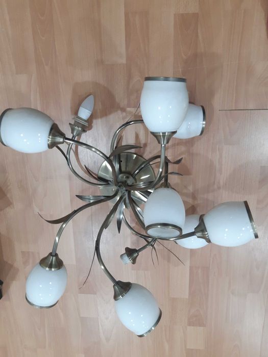 Простые но оригинальные люстры