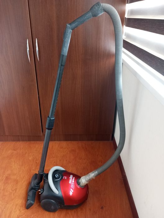 Пылесос б/у SAMSUNG на ремонт или запчасть