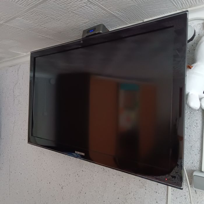 Продам телевизор SAMSUNG. б/у.