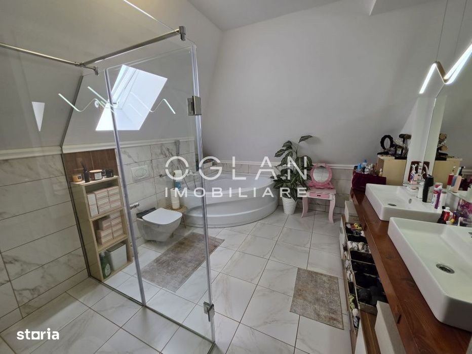 Casa 5 camere, teren 591 mp, Selimbar, Comision 0%