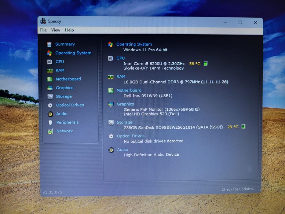 DELL 15.6 Latitude 3570 Intel Core i5-6200U 2.3Ghz 16GB DDR3L 256GB SS