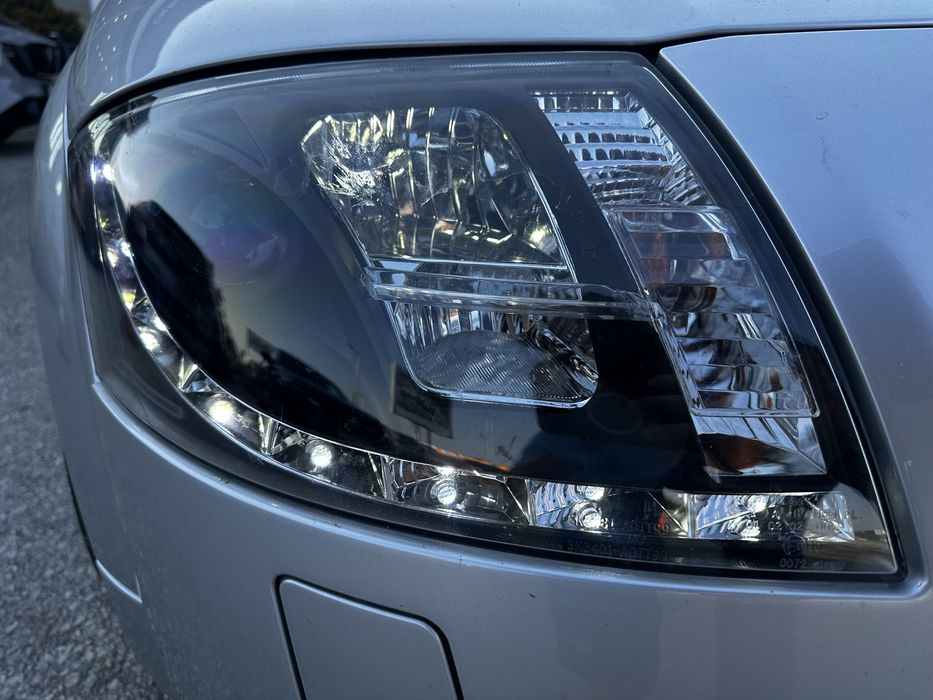 Audi TT 8n LED фарове