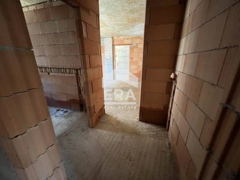 Двустаен ексклузивен апарамент за продажба, в новострояща се сграда, ж