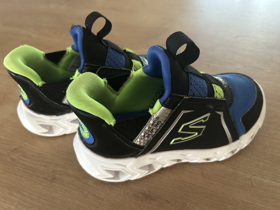 Adidasi copii nr 25 si 26 1/2