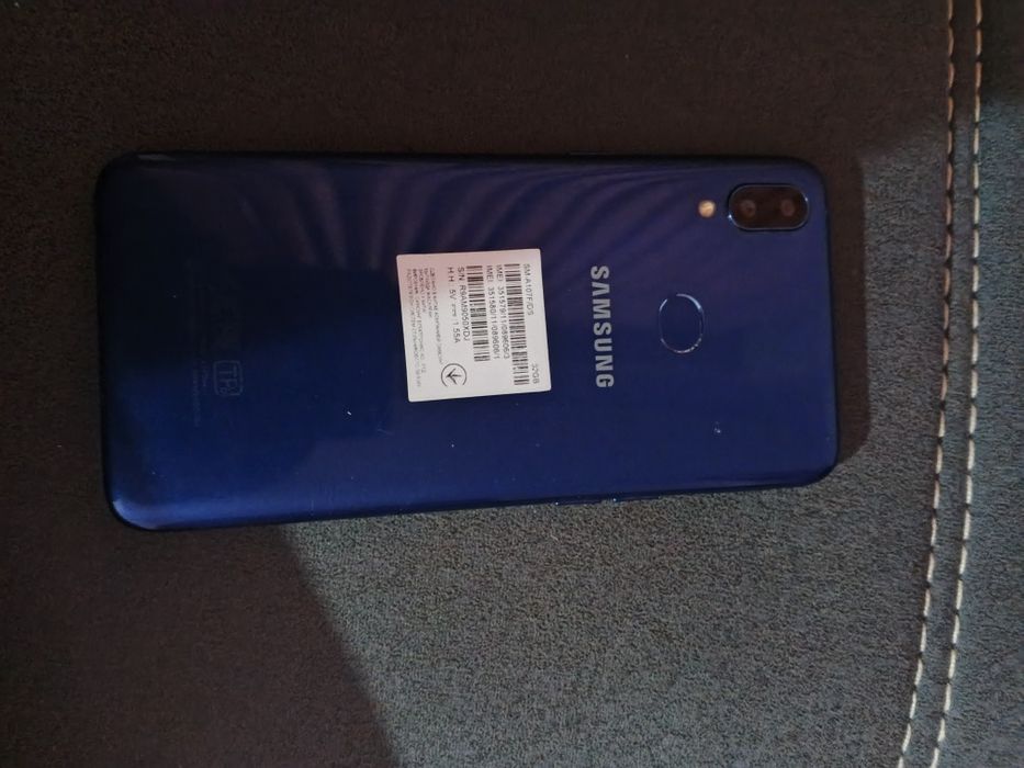 Samsung telefon soriladi