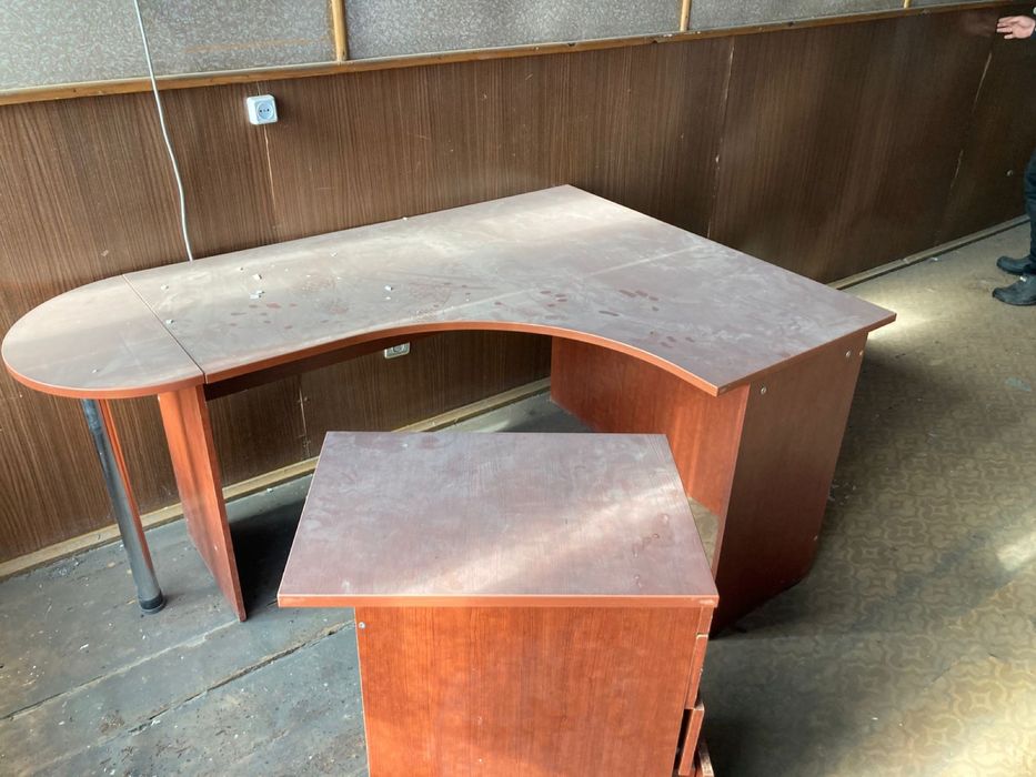 Офисная мебель б/у