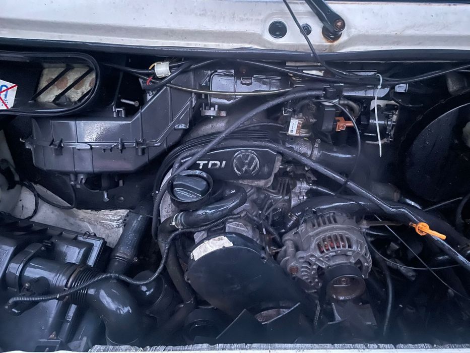 Vând Volkswagen LT35 2.5 TDI