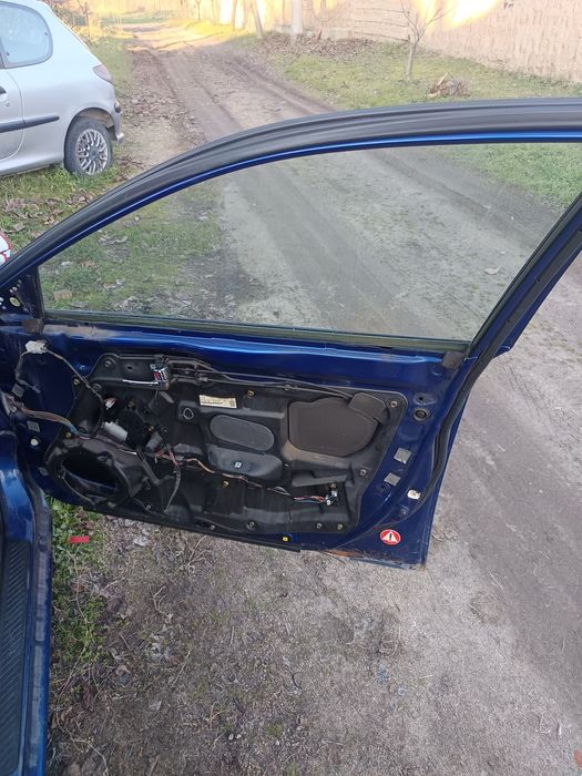 Предна дясна врата за Мазда 6