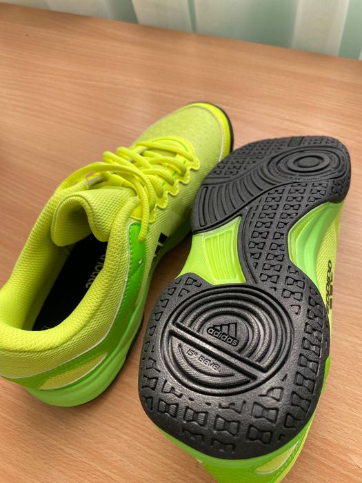 Обувки Adidas Court Stabil J