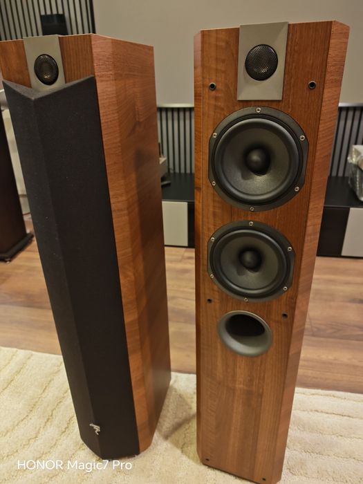 Boxe podea Focal Chorus 714V impecabile