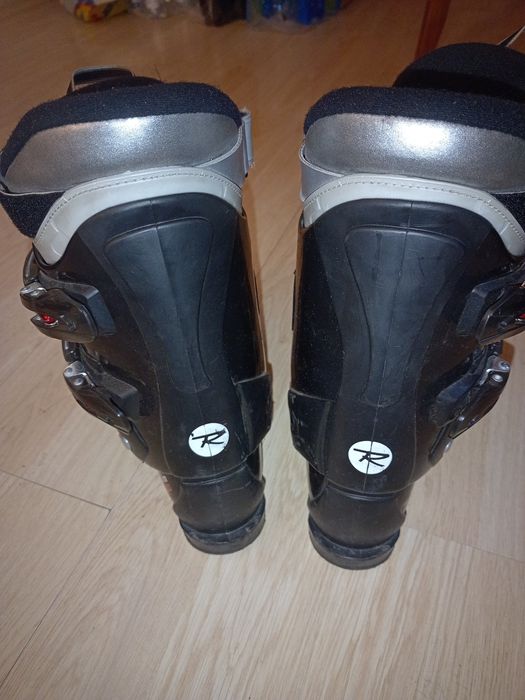 Продавам ски обувки Rossignol 26-26.5
