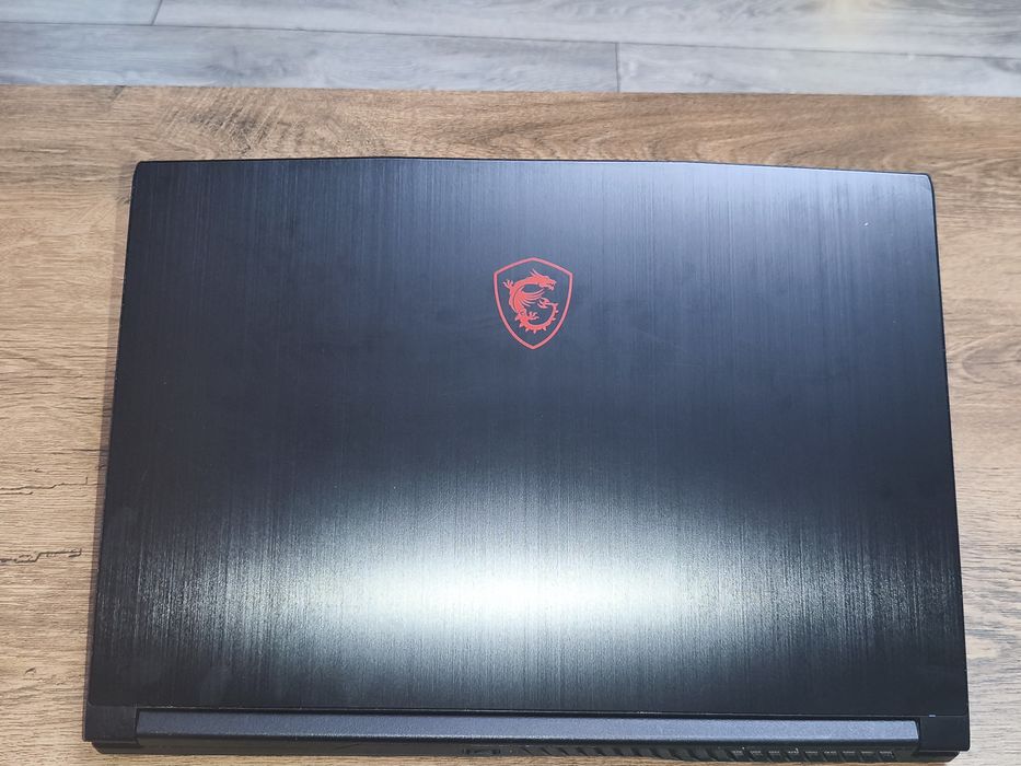 Vând laptop MSI Thin GF 63  12 UC