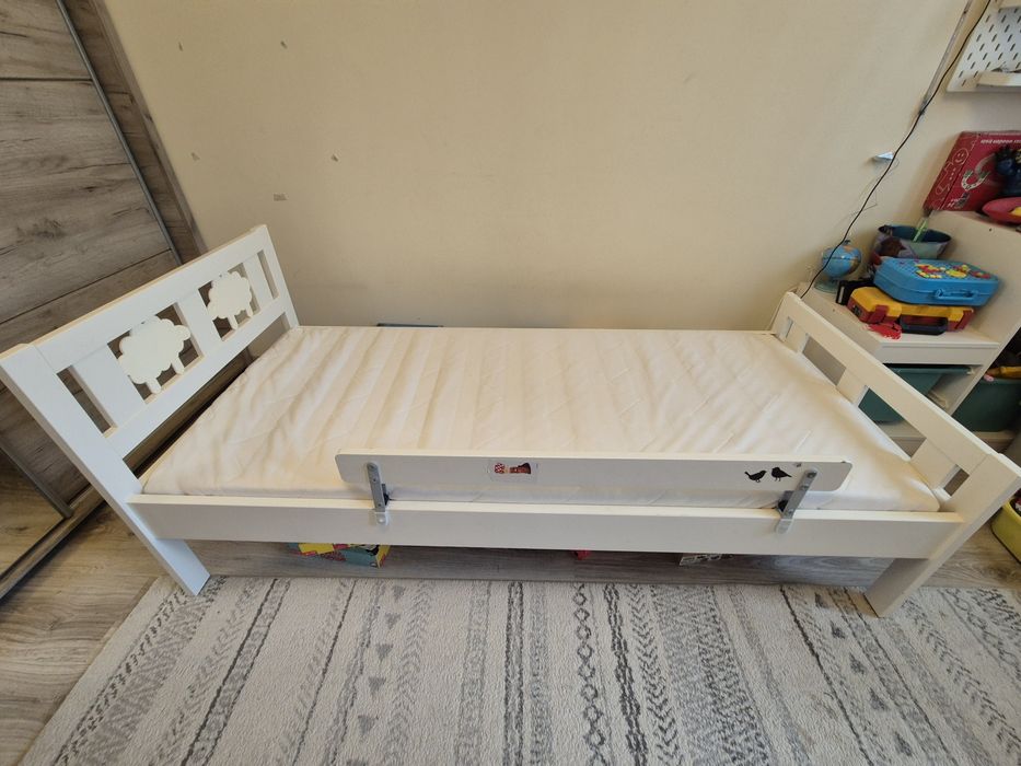 Pat copii IKEA cu protectie laterala detasabila