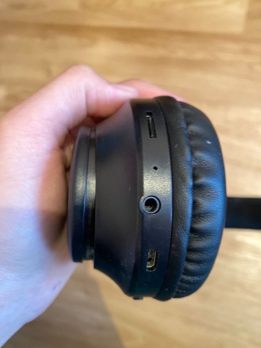 Наушники блюутуз