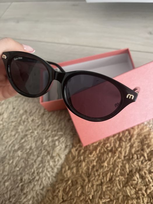 Ochelari de soare miu miu