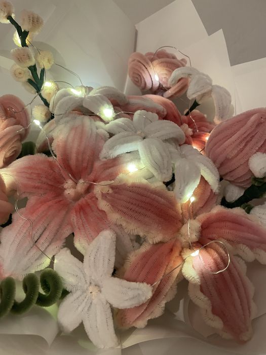 Красивый букет ручной работы. Срочнооо!!