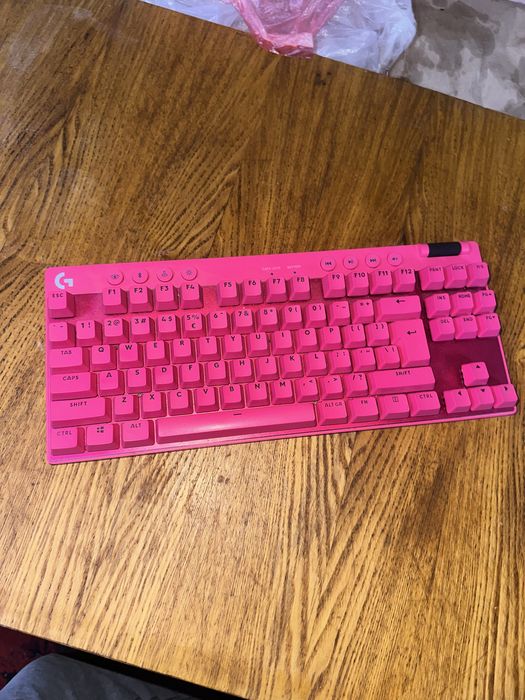 Продам клавиатуру logitech  PRO X TKL LIGHTSPEED