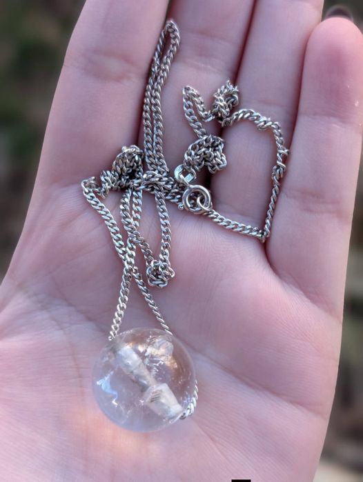 Vechi colier lant din argint 925, pandantiv piatra alba, cuart stanca