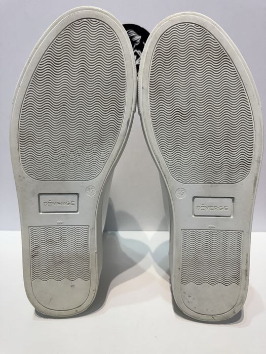 Сникърси DIVERGE .Номер 45