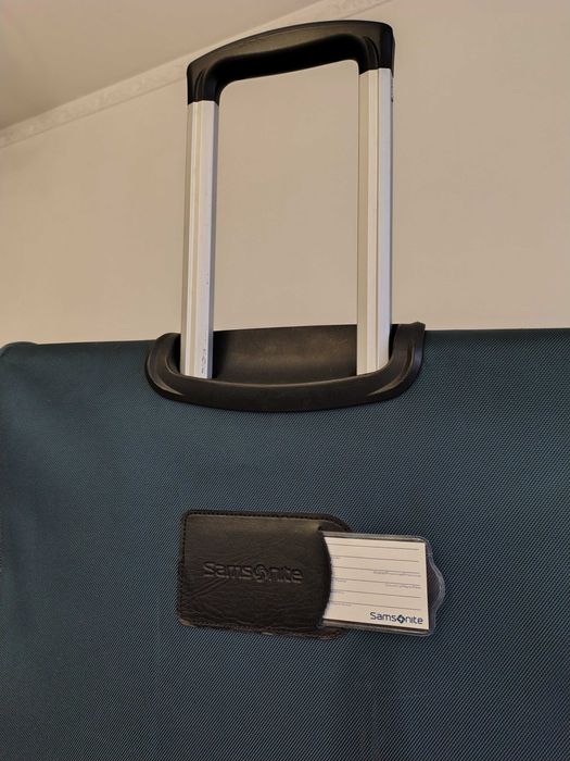 Чемодан размер XL Samsonite текстиль. Срочно