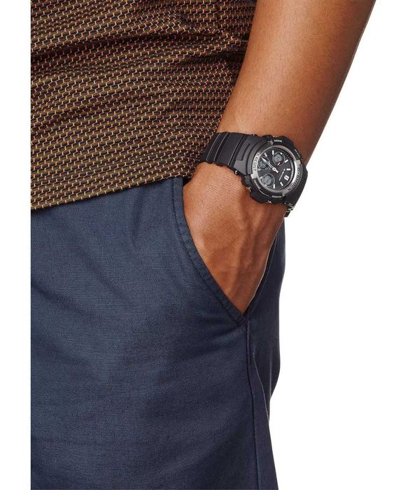 Casio G shock часовник AWG-M100-1A